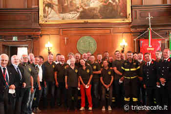 40° anniversario gemellaggio tra i Vigili del Fuoco di Trieste e Graz, suggellato in Municipio il rapporto di amicizia e - triestecafe.it