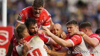 Saints stay top but made to graft at Warrington - BBC