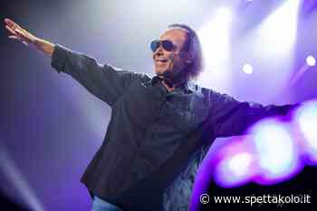 Antonello Venditti chiude a Jesolo il tour celebrativo di "Sotto il segno dei pesci" - Spettakolo.it - Spettakolo.it