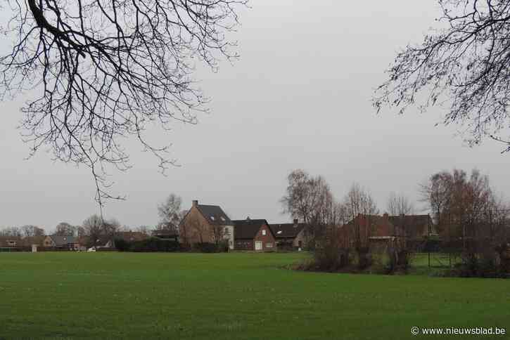 Bewoners van wijk Hofakker bezorgd over verkeerscirculatie als gevolg van uitbreiding met tachtig woningen