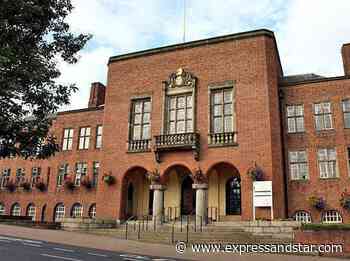 Vulnerable family food stamps expire without warning in Dudley - Express & Star