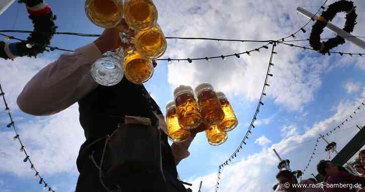Bier auf der Wiesn um gut 15 Prozent teurer