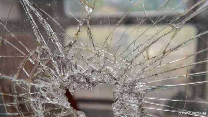 Blaulichtreport für Weinheim, Rhein-Neckar-Kreis, 02.06.2022: Weinheim, Rhein-Neckar-Kreis: Auto-Fahrer missachtete Rotlicht und durchbrach Schranke zum Saukopftunnel; mehrere Tausend Euro Sachschaden; Auto-Fahrer flüchtet; Polizei sucht Zeugen - news.d