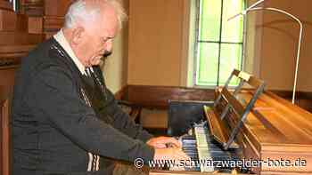 Feierstunde in Simmersfeld: Fritz Frey spielt  seit mehr als 60 Jahren Kirchenorgel