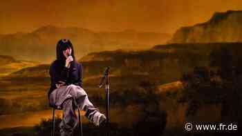 „Hi Germanyyy“: Billie Eilish gibt Akustik-Abend in Bonn - fr.de