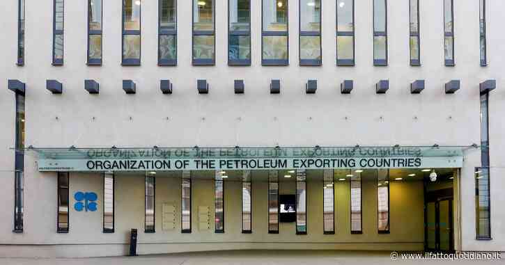 Petrolio, prezzi elevati e danni economici per Stati Uniti e Ue: l’Opec+ aumenta la produzione di 648mila barili al giorno a luglio e agosto