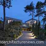 Loyn + Co completes sustainable home on the Welsh coastline