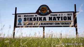 PM signs historic land claim settlement with Siksika First Nation