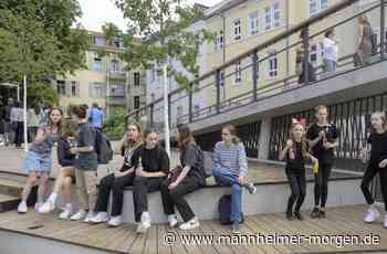Heidelberger Hölderlin-Gymnasium hat nun einen Schulhof auf zwei Ebenen - Heidelberg - Nachrichten und Informationen - Mannheimer Morgen