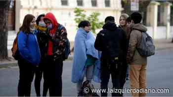 Suspensión de clases y "frazadazos" en escuelas de La Plata: sin gas en plena ola polar - La Izquierda Diario