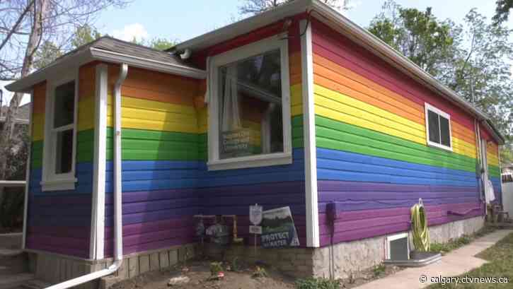 'See the rainbow': Lethbridge homeowner goes the extra mile for Pride Fest