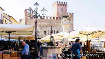 Mercato dell'antiquariato a Marostica ogni 1^ domenica del mese - VicenzaToday