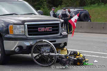 Cyclist airlifted after highway collision involving pickup truck at Nanaimo's north end – Nanaimo News Bulletin - Nanaimo Bulletin