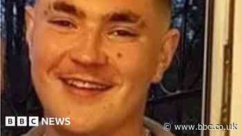 Oliver Freckleton: Three charged with Burton murder - BBC