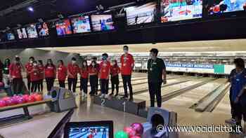 Tremestieri etneo: scuola Edmondo De Amicis vince la finale di bowling - Voci di Città