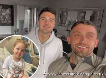 Blackburn dad to jump 10,000ft from plane to help buy new toys for children's ward