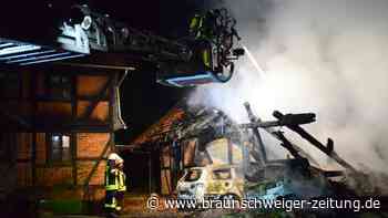 Feuer in Hedeper: 60 Einsatzkräfte zu Brand alarmiert