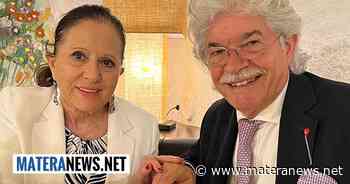 Oggi a Matera Antonio Razzi: "Nei magnifici Sassi bellissima sorpresa a me ea mia moglie per i nostri 48 anni di matrimonio"! Tantissimi auguri - Matera News