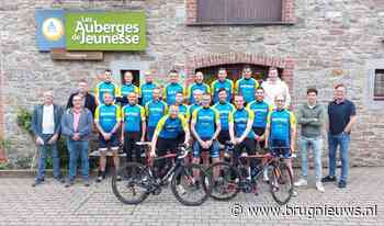 Wielrenners uit IJsselmuiden halen veel geld op voor Oekraïne - Weekblad De Brug