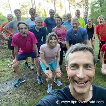 Farnham Runners produce terrific performances at superbly-organised Alton 10 | liphookherald.com - Liphook Herald