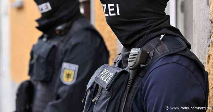 Mutmaßliche Drahtzieher von Schleusernetzwerken festgenommen