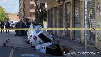 Torpignattara e Pigneto ostaggio delle voragini. Si lavora per bloccare i mezzi pesanti