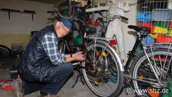 ADFC Tornesch-Uetersen: Ehrenamtliche machen Fahrräder für Flüchtlinge in Tornesch fit - shz.de