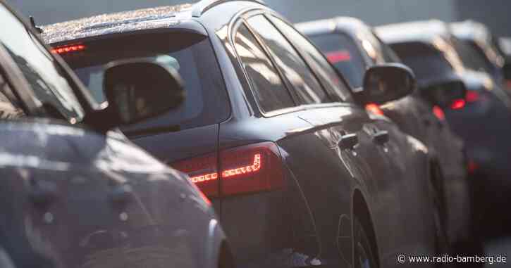 Staus auf den Autobahnen zu Beginn der Pfingstferien