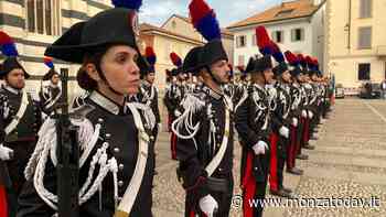Perché davanti al Duomo di Monza c'era uno schieramento dei carabinieri - MonzaToday