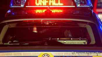 Mannheim: Radfahrer prallt mit Auto zusammen und wird schwer verletzt - STERN.de