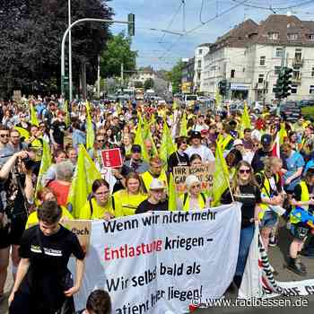 Streik am Uniklinikum in Essen: Intensivpflegerin im Interview - Radio Essen