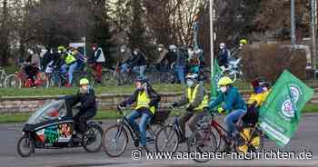 Fridays for Future: Fahrraddemo fährt durch Aachen
