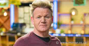 Gordon Ramsay defiantly drives in Cornwall in vintage Porsche after lockdown backlash - The Mirror