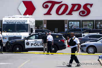 911 dispatcher fired after allegedly hanging up on store employee during Buffalo shooting call