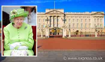 Queen is 'quite a traditionalist' & is reflected in Buckingham Palace's 775 rooms - inside - Express