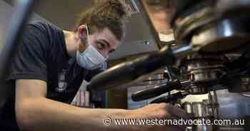 Stocks edge higher ahead of jobs report - Western Advocate