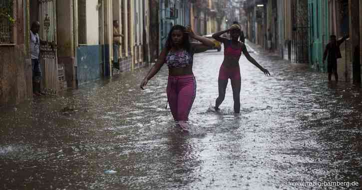 Zwei Tote und Zerstörung bei Unwetter in Havanna
