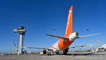 Weniger Flugzeuge und Personal: Easyjet dünnt Standort BER aus - DER SPIEGEL