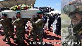 In mille a Marcon per l'abbraccio al lagunare Claudio Parodi: «Portatore di pace tra chi non la voleva» - Necrologie La Nuova Venezia