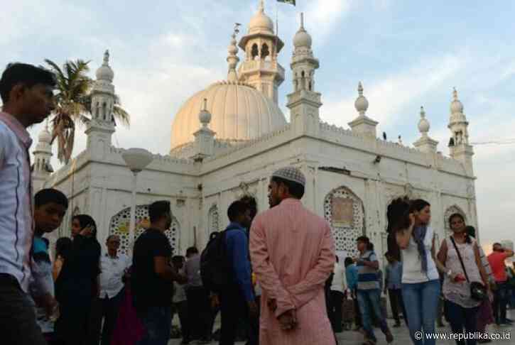 900 Masjid di Mumbai, India Terpaksa Kecilkan Volume Azan - Republika Online