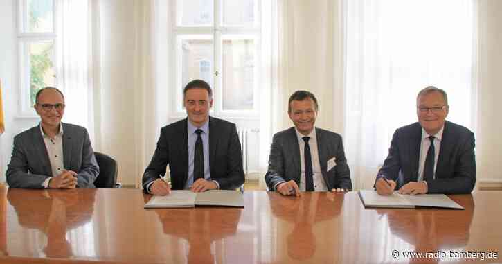 Sozialstiftung Bamberg-Verträge an der Spitze verlängert