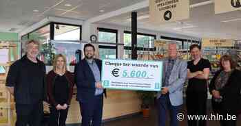 Cheque ter waarde van 5.600 euro overhandigd aan Verbroederingscomité - Het Laatste Nieuws