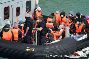 Migrant arrivals nearly hit 10000 in UK for this year - Harrow Times