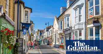 UK retail figures show unconfident shoppers still staying home - The Guardian