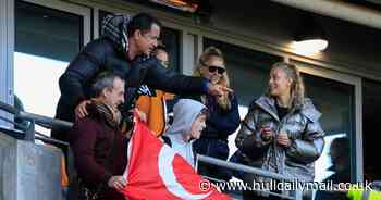 Survivor contestant's Hull City painting a big hit as Turkish TV star draws attention - Hull Live