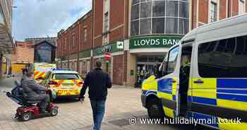 Hull hero describes moment he pinned robber to the floor to save 'grandad' - Hull Live