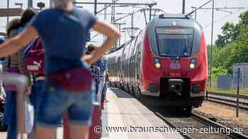Pfingstreiseverkehr: Volle Straßen und Züge in Niedersachsen