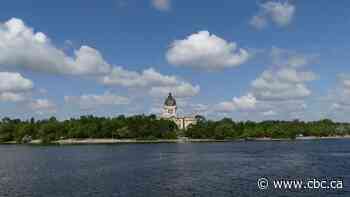 Man pulled from Wascana Lake, pronounced dead: Regina police