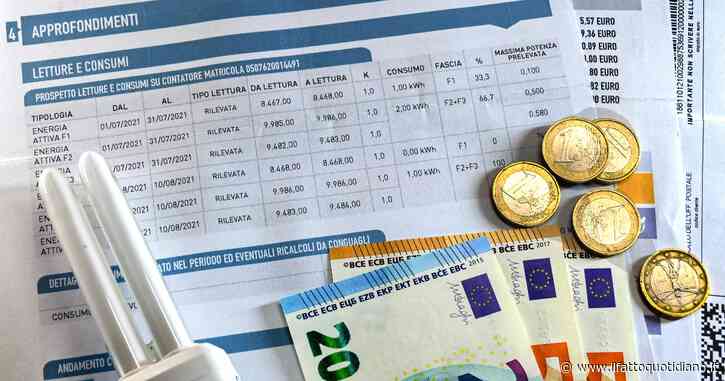 “Bollette e inflazione, ho dovuto smettere di comprare il pesce e rimando le spese mediche”: le lettere di chi ha uno stipendio ma non regge caro bollette e inflazione