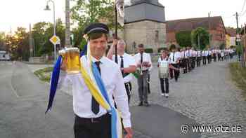 Lützeroda ruft: 17, 18, 19, Kirmse!